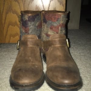 Never worn!!! Sonma boots